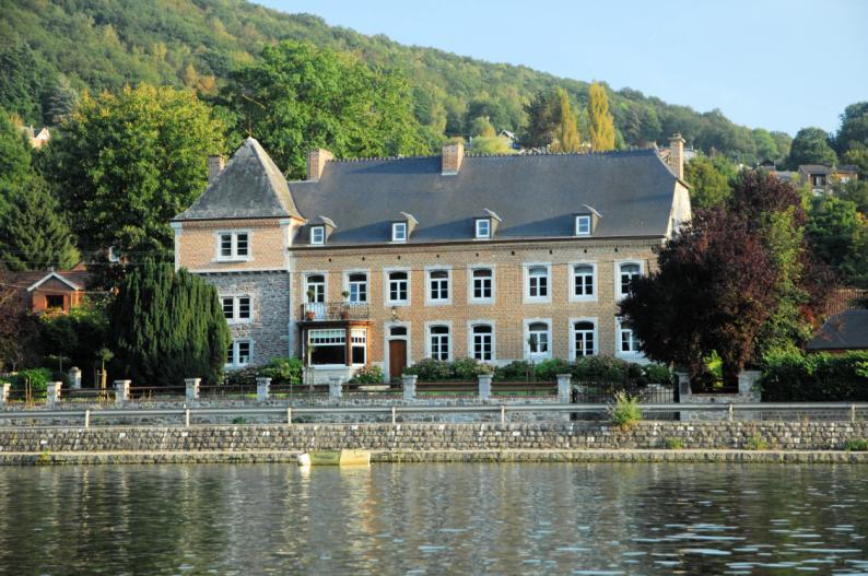 Hotel Le Richmond Godinne Zewnętrze zdjęcie